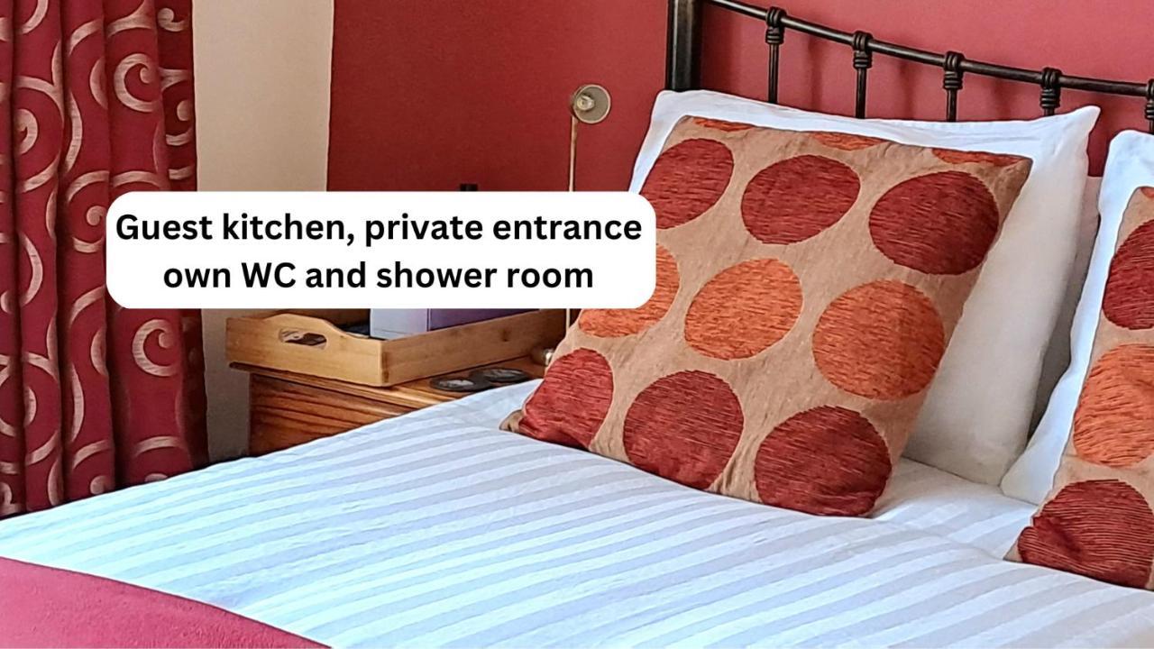 Quiet Comfortable Patcham Studio Free Parking Hallway Shared With Host Leilighet Brighton Eksteriør bilde